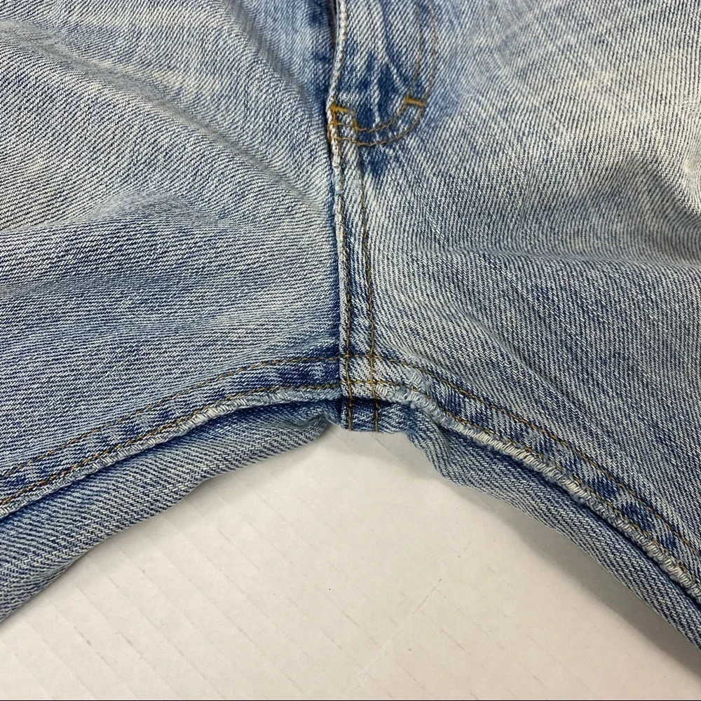American Eagle Favorite Light Wash Raw Hem Jeans